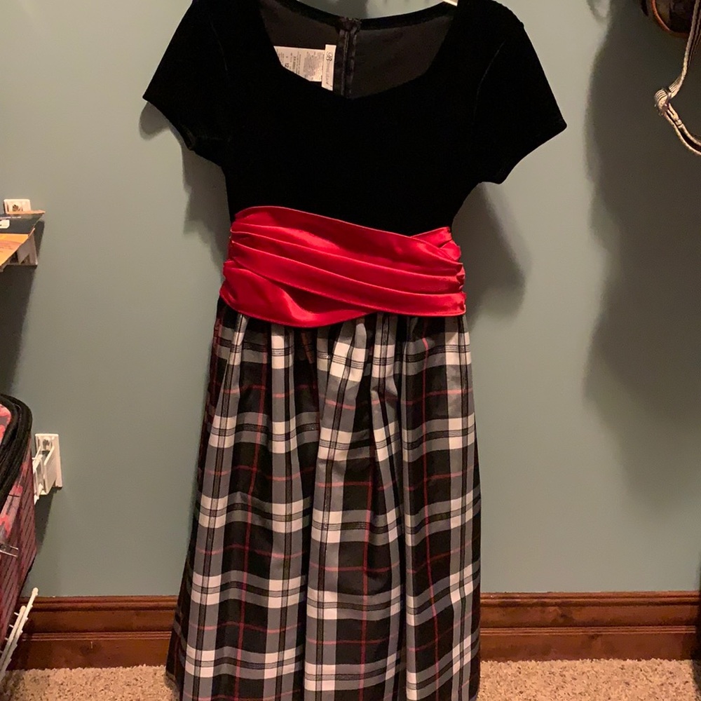 Holiday dress. Black & Red Plaid. NWOT